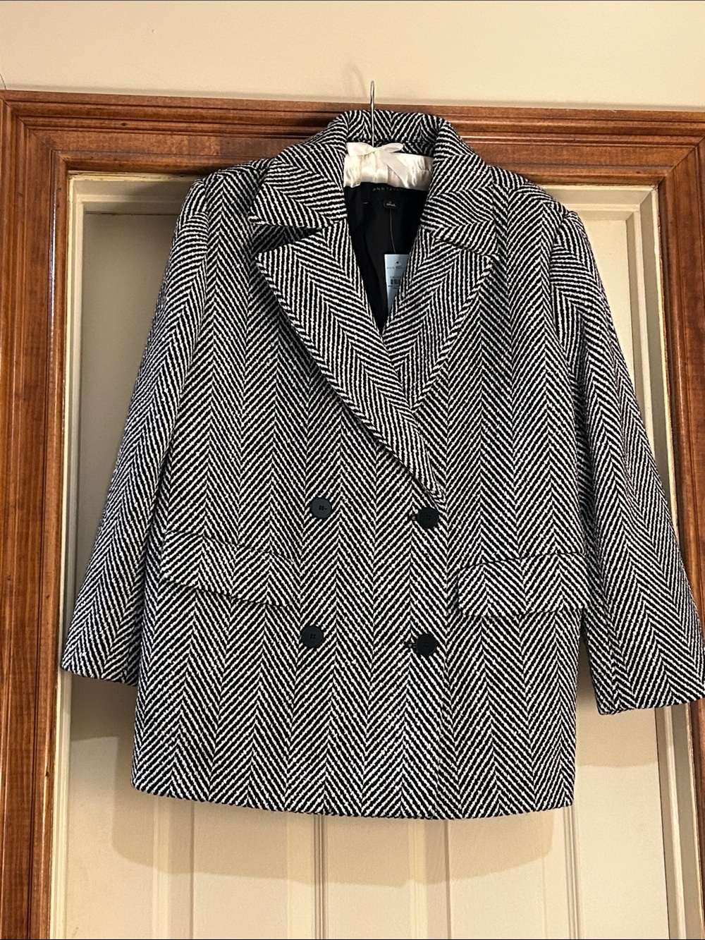 NWT Ann Taylor Women’s  Black & White Herringbone Peacoat